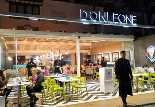 Không gian hiện đại trong thiết kế nội thất nhà hàng Don Leone tại Hà Nội