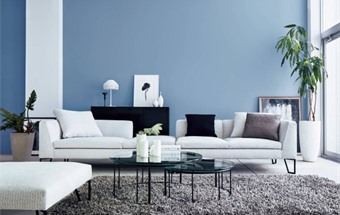 Mẫu nội thất phòng khách màu xanh dương giúp cân bằng cuộc sống